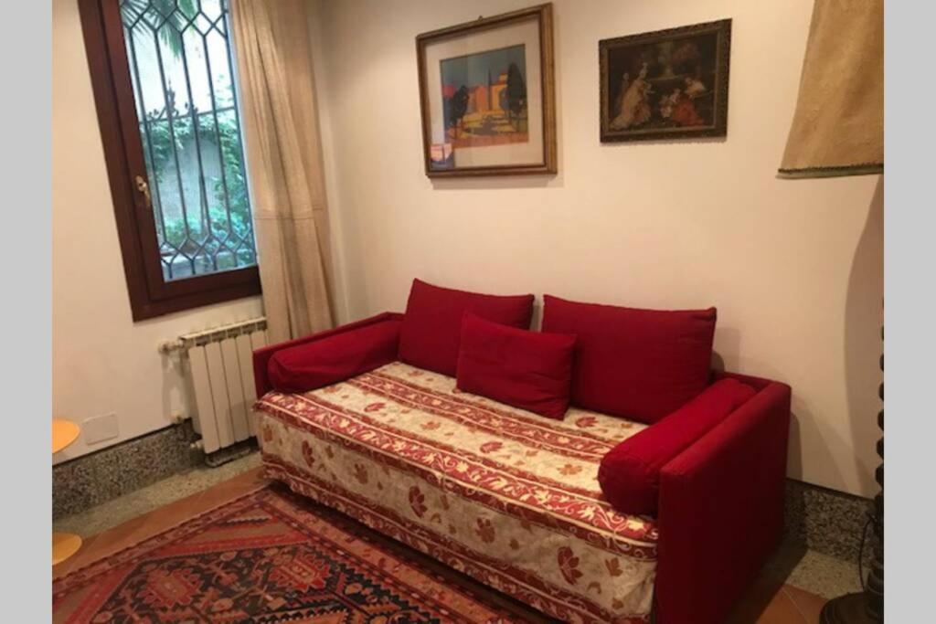 Appartamento Tipico Con Corte Privata Venetië Buitenkant foto