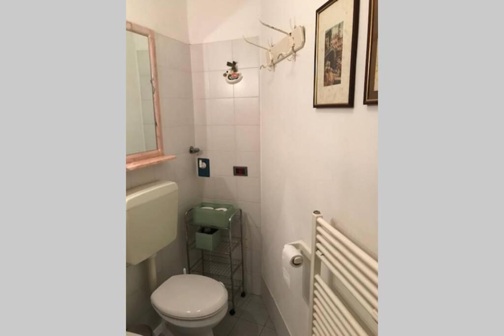 Appartamento Tipico Con Corte Privata Venetië Buitenkant foto